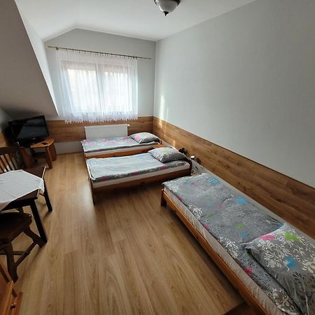 Zlota Roza Hotel Sedziszow Ngoại thất bức ảnh
