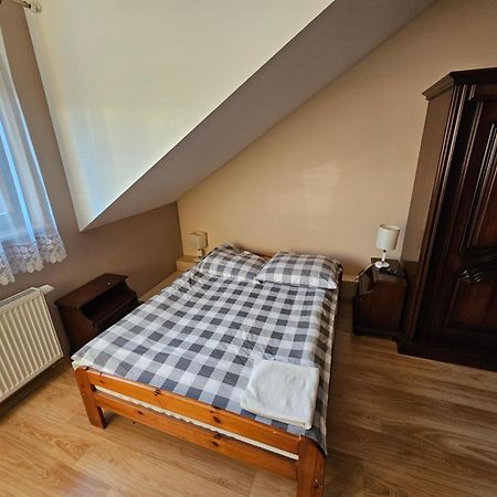Zlota Roza Hotel Sedziszow Ngoại thất bức ảnh