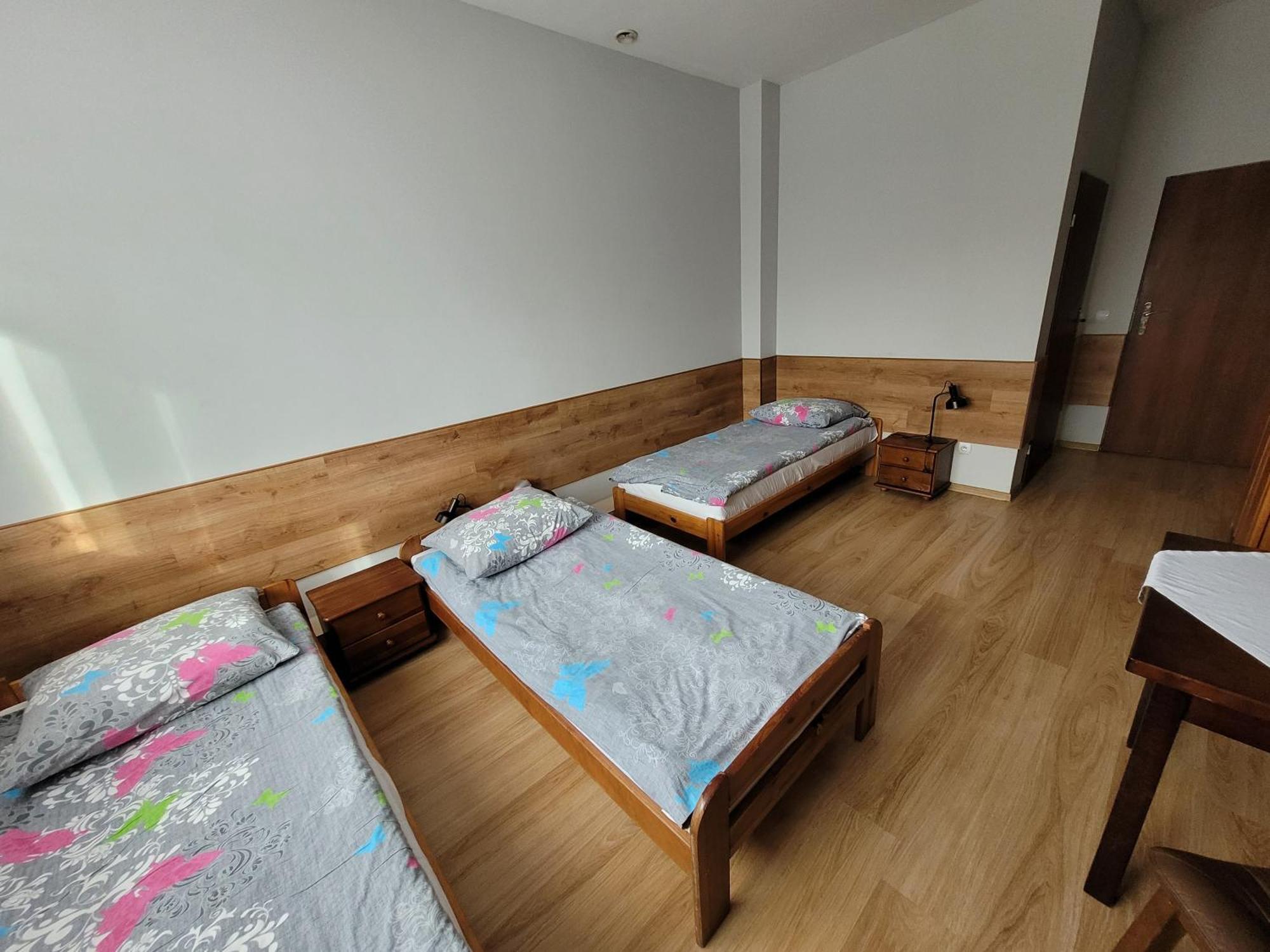 Zlota Roza Hotel Sedziszow Ngoại thất bức ảnh