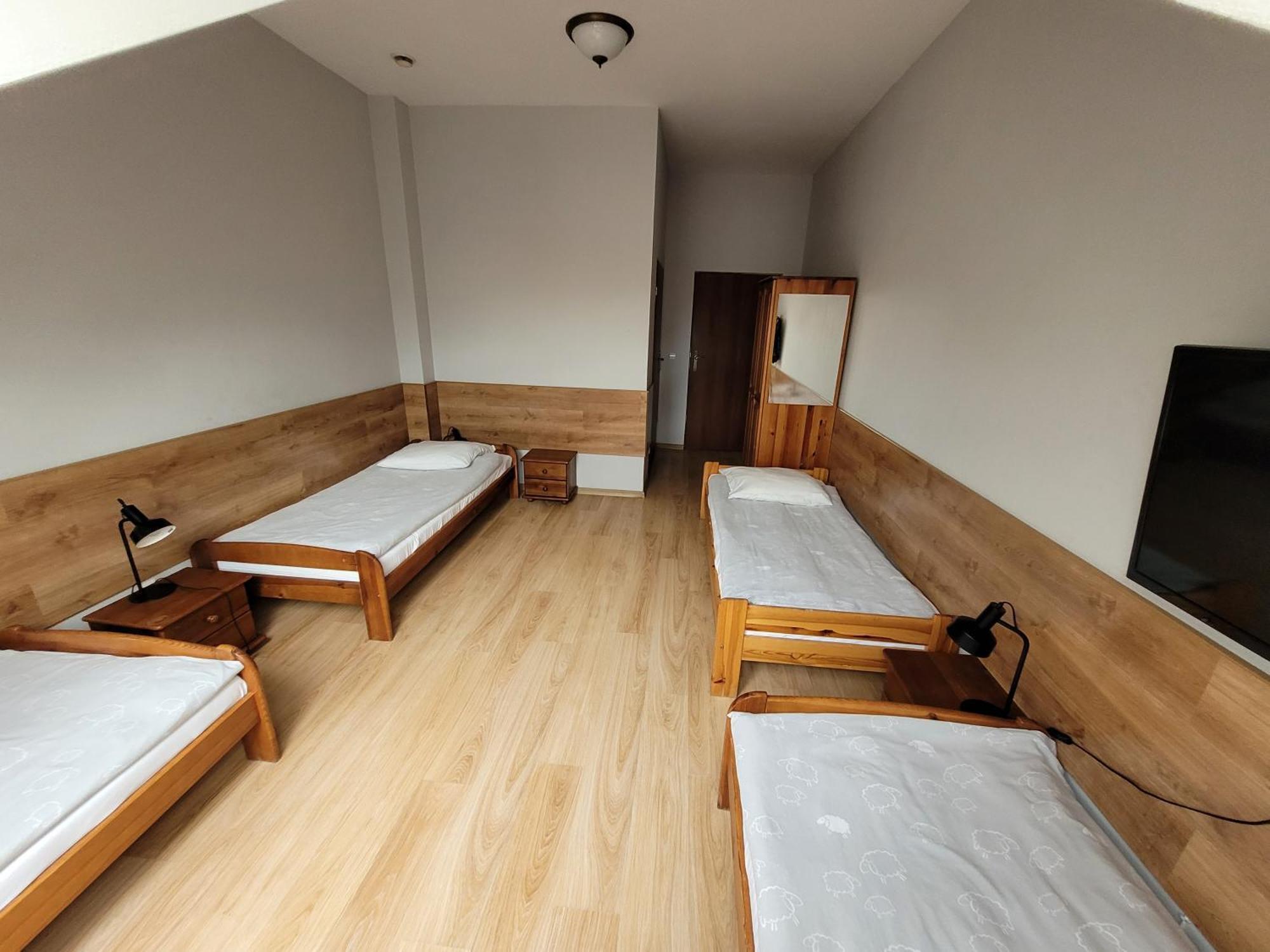 Zlota Roza Hotel Sedziszow Ngoại thất bức ảnh